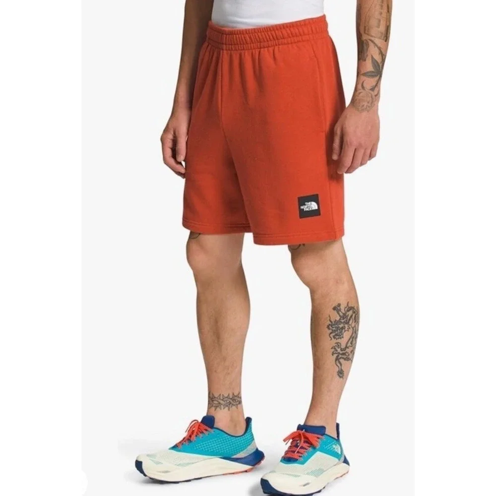NORTH FACE Men's Box NSE‎ Short, Rusted Bronze/TNF Black